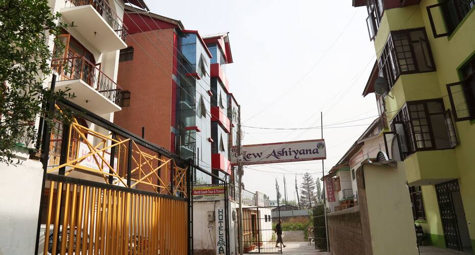 Hotel New Ashiana, Srinagar 1